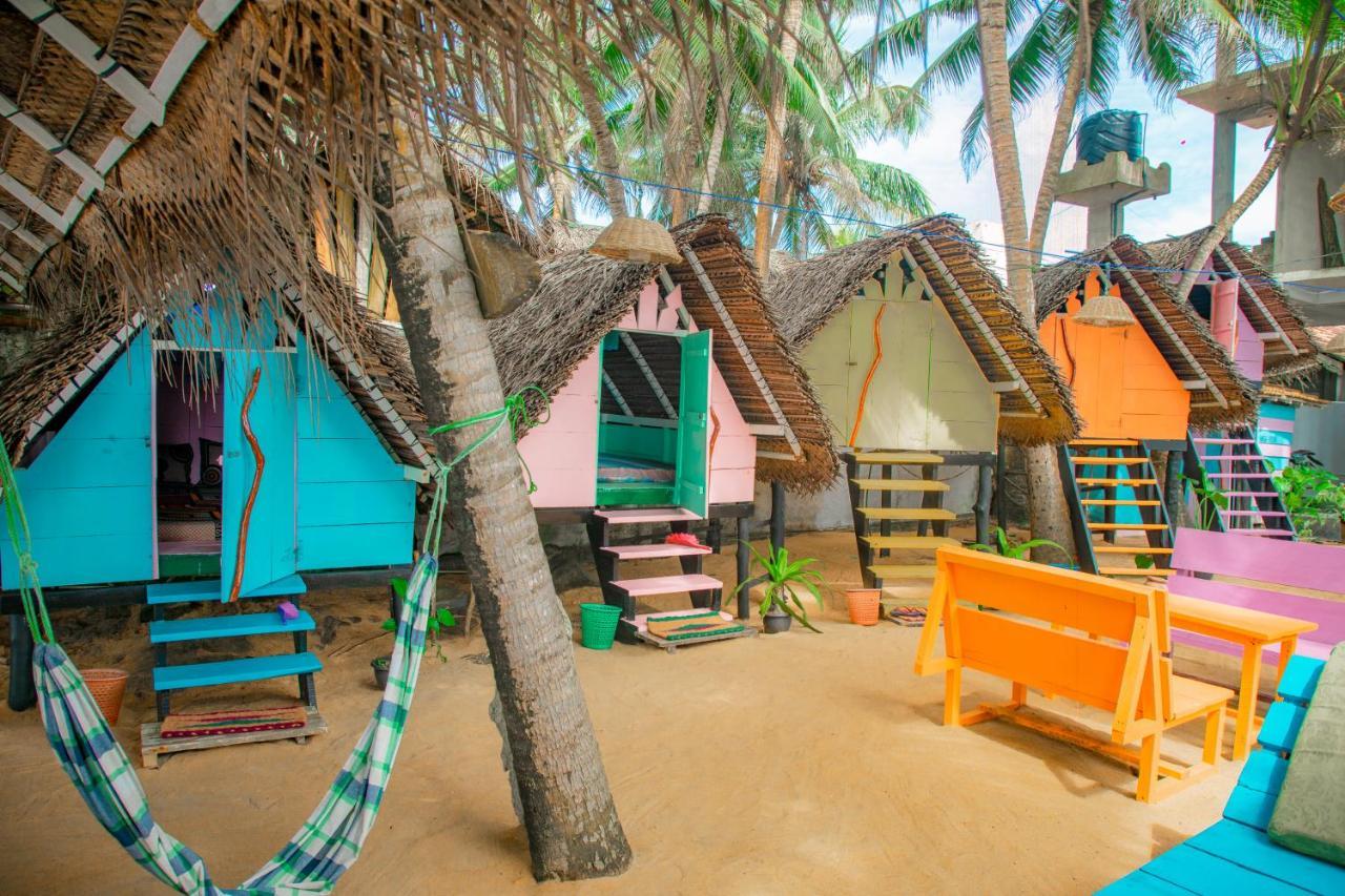Oynise Beach Cabin Galle Exterior photo